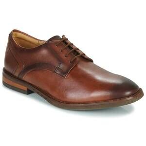 NEW CLARKS men's unhuge lace shoe in brown leather